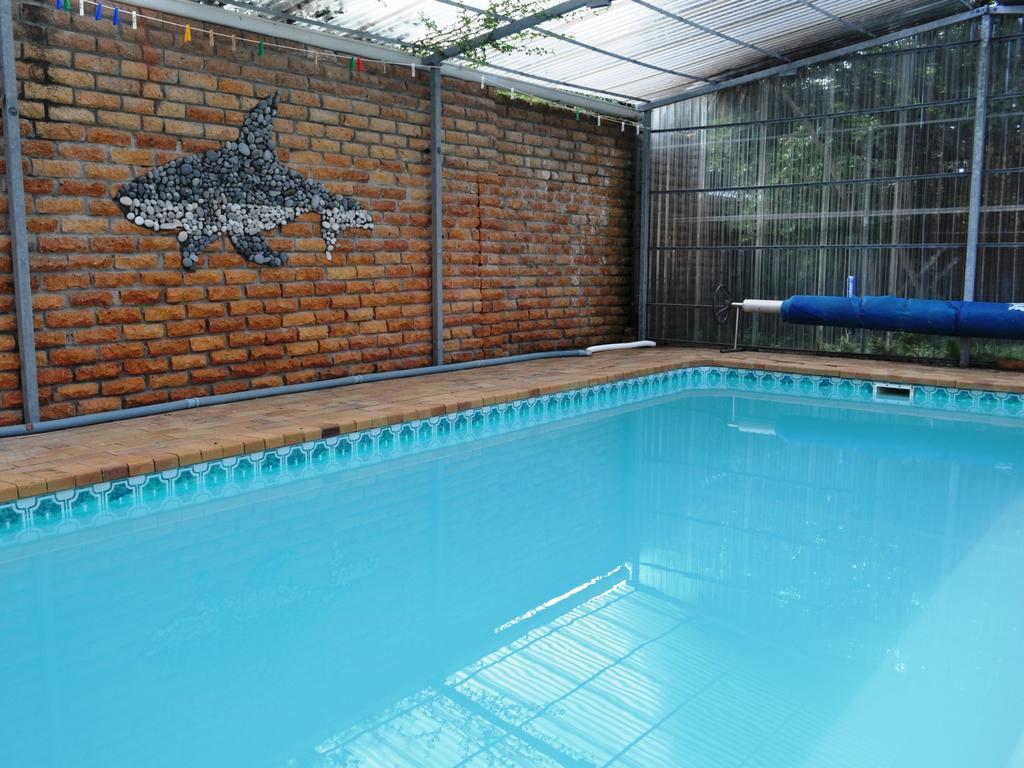 Great White Accommodation Kleinbaai 外观 照片