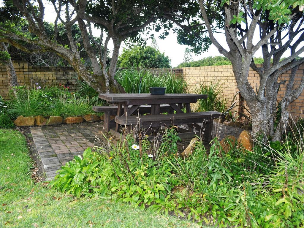 Great White Accommodation Kleinbaai 外观 照片