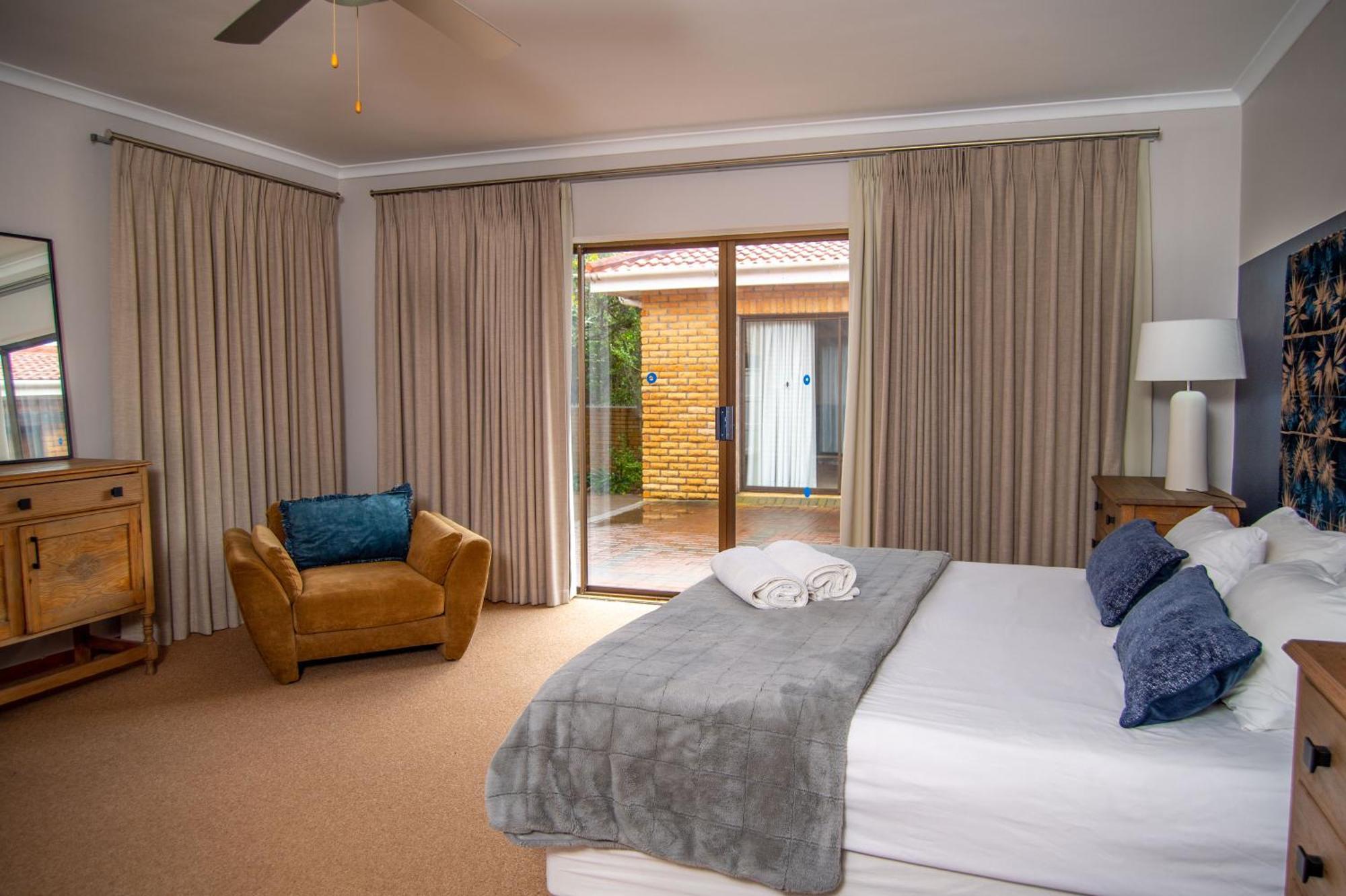 Great White Accommodation Kleinbaai 客房 照片